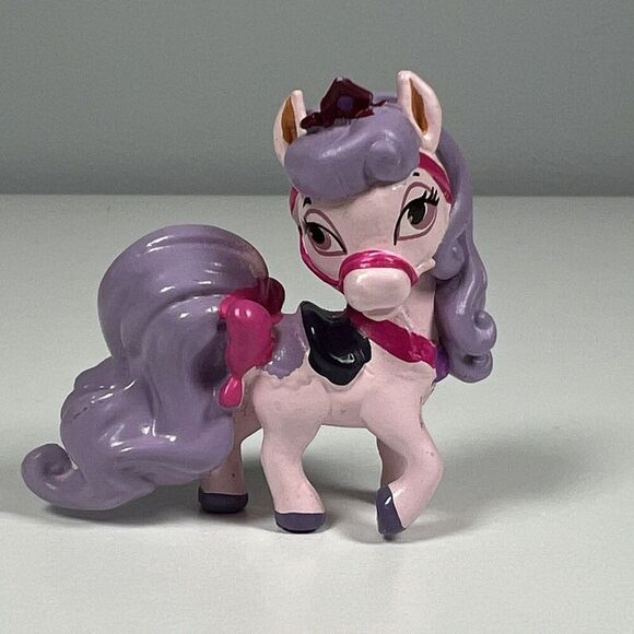 Disney Princess Palace Pets Mini Lot of 2 Toy Horses And Rogue Cat Figures - Picture 2 of 7